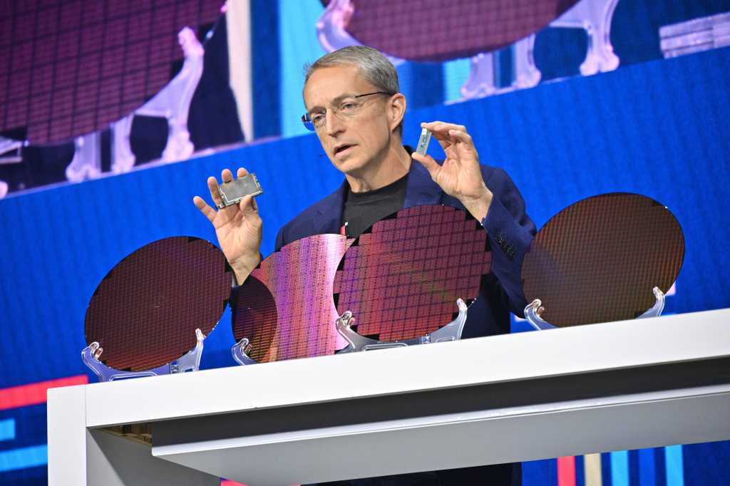 Novos designs de chips em exibição no Intel Innovation 2023
