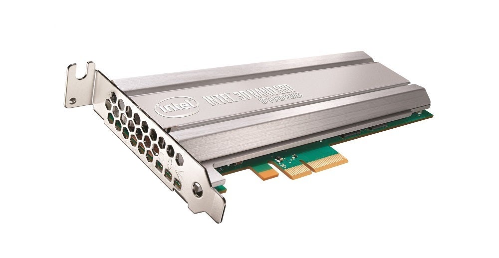 À medida que os preços da memória caem, o PCIe está pronto para ultrapassar o SATA para SSDs