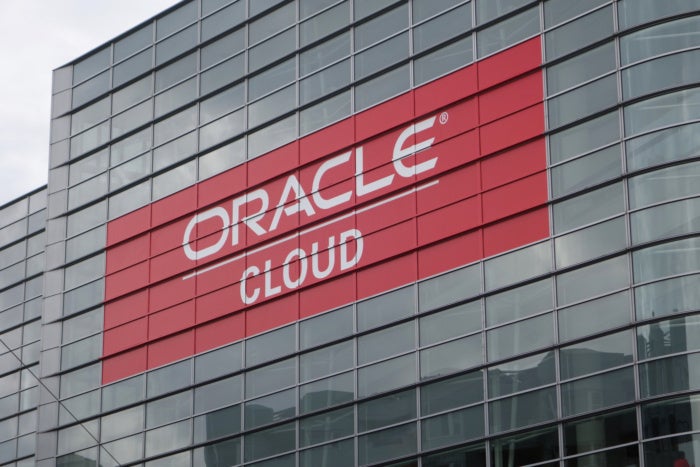O silêncio da Oracle sobre seus servidores locais é motivo de preocupação?